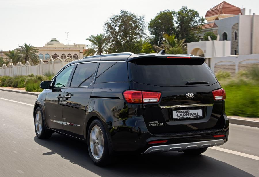  Kia Grand Carnival 2014 года  (фото 2 из 24)